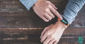 Vale a pena escolher a versão de 44mm do Galaxy Watch 8 em vez da de 40mm? Para qual tipo de pulso cada uma é indicada?